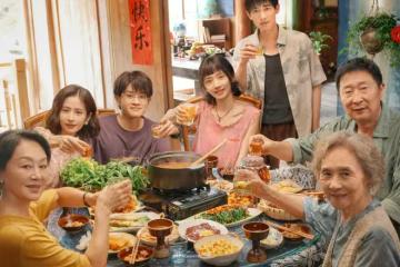央八暑期檔黑馬來襲！《小芳》定檔，直擊未婚先孕，這陣容太強大