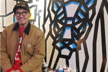 大S照片從高級酒店貼到蒼蠅館子,網友:嫁來嫁去還是餐館老闆娘