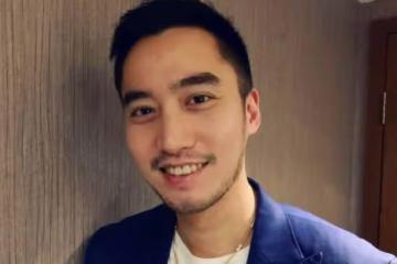 找富婆上癮？賴弘國求婚空姐三婚成功，阿嬌離婚內幕被揭開