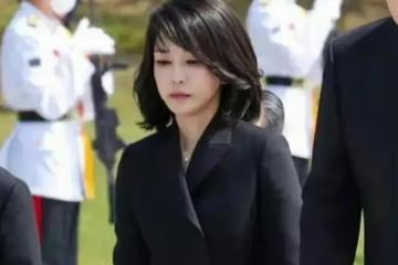 韓國第一夫人美出圈，網友稱韓式整容的典範，簡直像換了個頭