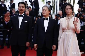 湯唯亮相坎城紅毯，43歲蒼老許多，眼角皺紋卻獲網友稱讚