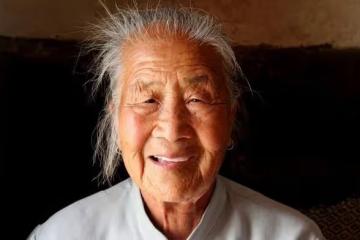 婆婆你別鬧了，就算我和老公離婚，房子也不可能寫你名字！
