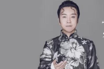 從乞丐到坐擁千萬豪宅，再到娶高官之女，李玉剛是怎樣逆襲的
