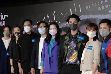 郭羨妮跟劉心悠罕見同台，氣質是裝不出來的，兩人差距太大了