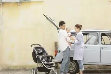 妻子出軌初戀情人，丈夫假裝不知道，多年後吐露：我恨她也愛她