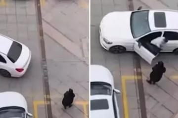 大媽為兒子人肉占車位,白車司機態度和善好心溝通,無奈大媽太強硬惡語相向,下秒一套瀟灑操作引全網讚