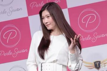 離婚之後放飛自己！48歲筱原涼子戲裡是金魚妻，戲外上演姐弟戀