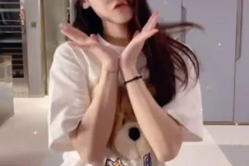 鄭愷小姨子在姐姐家穿衣被嘲，沒分寸沒底線，心思不正手段低！
