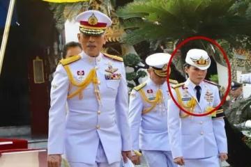 功高蓋主!20歲新寵提拉蓬站海報C位,泰王度假她成為唯一女主角