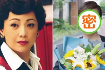 55歲鄧萃雯老得很真實!不懼滿臉「皺紋」依舊優雅,身穿黑西裝「高級」又知性,網友:不扮嫩的樣子真美