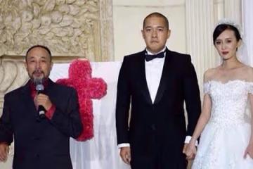 「老戲骨」張豐毅：娶小12歲嬌妻不生孩子，卻對親生兒子冷嘲熱諷