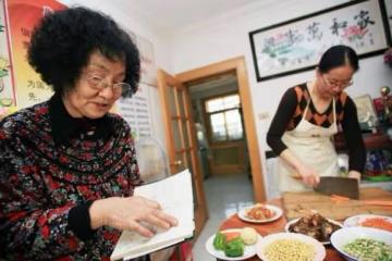 老公,你想養小姑子一家沒有問題,我們先去把婚離了