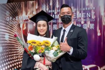 范瑋琪碩士班畢業　黑人：全家都為她感到驕傲