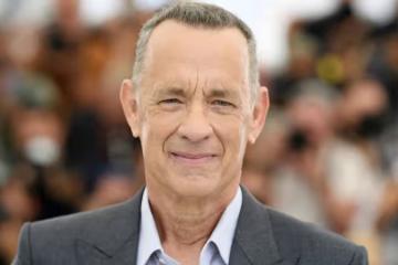 冠病後遺症？Tom Hanks暴瘦、手抖不停
