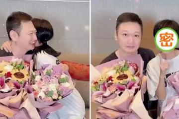 66歲米雪與58歲陶大宇世紀同框,手捧鮮花親密擁抱不避嫌,臉蛋精緻似少女,網友:越老越迷人