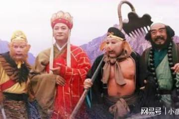 「豬八戒」馬德華:戲裡好色,戲外娶「嫦娥」,恩愛52年零緋聞