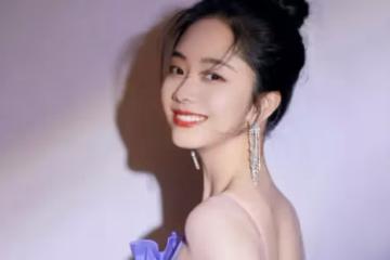 這還是我們認識的譚松韻?穿上夢幻紫禮裙,這模樣真的美呆了!