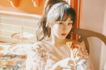 楊紫真是「從小美到大」，果然「原裝臉」就是優越！