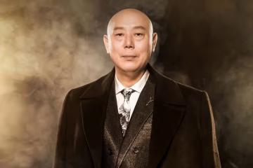 1990年，李誠儒海選7000美女，工資5000，為何又傾家蕩產？