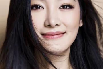 于震,6年生三胎,遭前妻罵家暴男,如今把二婚妻子辛月寵成公主