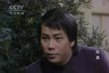 73歲梁小龍,娶小20歲老婆恩愛27年,女兒長相甜美清秀可人