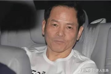 崩牙駒請明星開演唱會,劉德華拒絕不成反遭軟禁,賭王才得以脫身