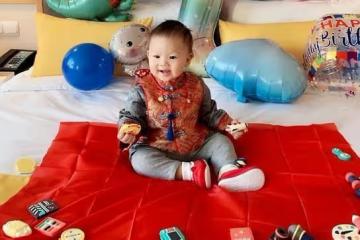 德雲社小師叔一歲生日,師爺謝金髮文曬照,評論區被粉絲玩出了花