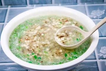 建議中老年人：退休後不管有錢沒錢，4樣食物要多吃，常吃少生病