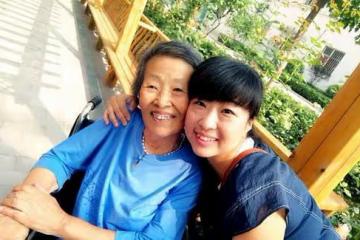 婆婆都住院了,你有臉給你媽買珠寶?搞笑,AA制是你定的