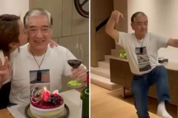 秦沛慶77歲生日!滿頭白發豪宅內手舞足蹈,女兒「親吻爸爸臉頰」超溫馨,曾一個人撫養兩孩「既當爹又當媽」網:苦盡甘來