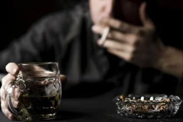 建議中年人:夏季少喝飲料和冰水,多喝3種好茶,清涼消暑又解饞