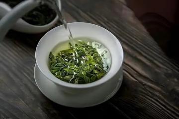老話說「立夏一杯茶,郎中不找茬」!多喝這3種應季茶,平安入夏
