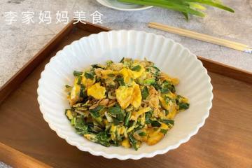 春天寧可不吃肉，也要給孩子吃這菜，鈣含量豐富，常吃個子長得快