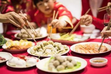 大年三十，飯桌上必備的3道吉祥特色菜，提前學會人人誇你是大廚