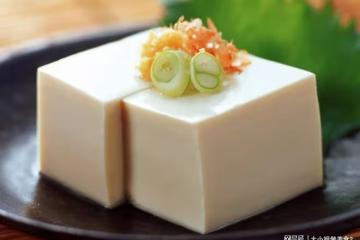 豆腐富含大豆異黃酮,三種清淡吃法,營養豐富又健康,女人要多吃
