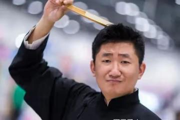 德雲社集體塌房！人民網評：真得好好自我檢視了