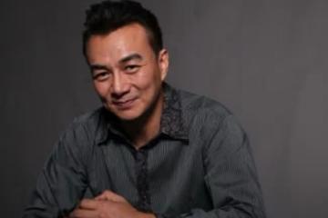 瓊瑤男星馮光榮被曝與已婚女過夜,對方丈夫憤而起訴,索賠1百萬