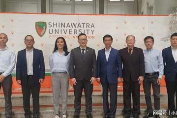 韋唯:步劉歡後塵,走上講台被聘為國外某知名大學「博士生導師」