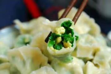 拌韭菜餡時:最忌放這3味料,10個人9個放,難怪餃子不鮮也不香