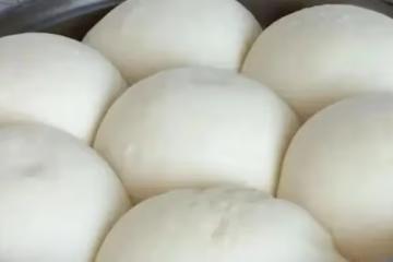 蒸饅頭時，只加酵母粉是錯的，多加兩樣，饅頭又香又軟又蓬鬆
