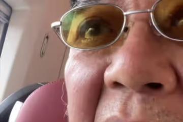 70歲李立群隔離2月後返台，稱不舍內地顯低落，31歲女兒身邊陪同
