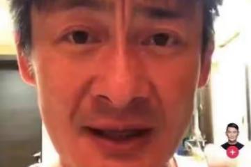 一婚娶大5歲演員,二婚娶美女經紀人,如今55歲婚姻生活很幸福