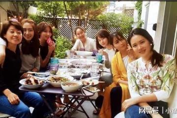 宋允兒曬孫藝珍近照，素顏出鏡小肚子不顯，玄彬忙著為眾人烤肉