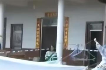 2013年老人在家中被殺，白衣女子逃進深山，結局讓人唏噓