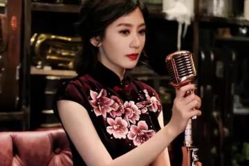 與第2任丈夫生下3個女兒，她緣何會被小9歲的現任老公寵成公主？