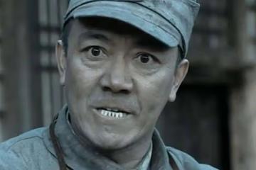 他是《亮劍》趙剛的原型,22歲革命,55年授少將,1973年卻自殺