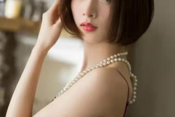 寫真集：《透明感令人心動》（橋本奈奈未）介紹