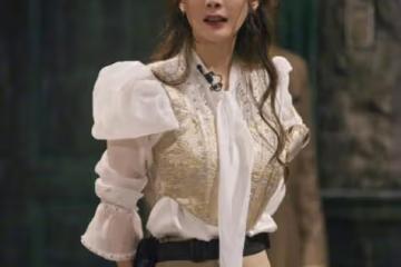 楊冪爸爸回應女兒傷情：天佑女兒一切都好，感謝所有關心的朋友