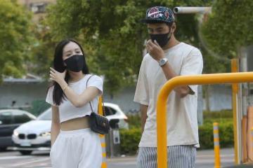 阮經天新任女友身份曝光 年僅25歲身材妖嬈