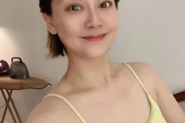 張衛健妻子曬近況！48歲發福明顯，皮膚白到發光，流產後選擇丁克